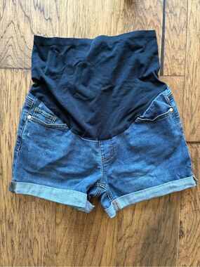 Time and Tru Black Waistband Blue Denim Maternity Shorts